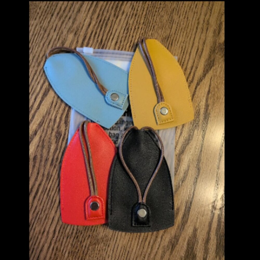 Protective Pull Out Key Holder Case 4 Pack Leather Brand New Key Cover